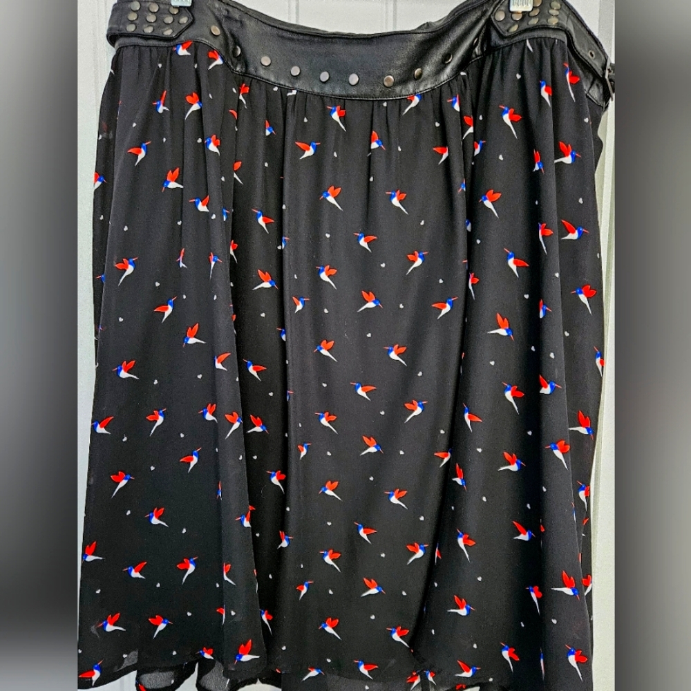 Torrid print skirt  size 14